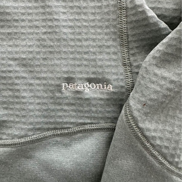 Patagonia R1 waffle pullover - Picture 5 of 6